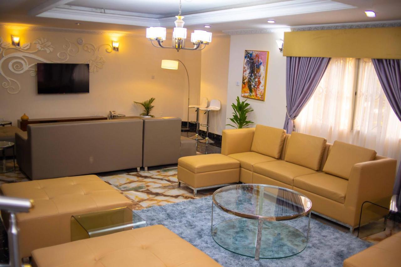 The Hallmark Hub, Hotel & Apartments 阿布贾 外观 照片