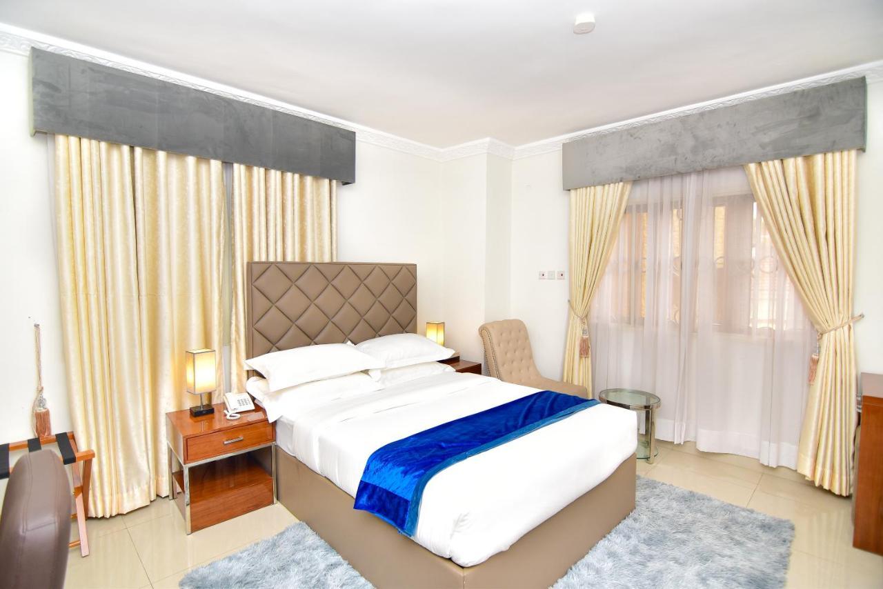 The Hallmark Hub, Hotel & Apartments 阿布贾 外观 照片