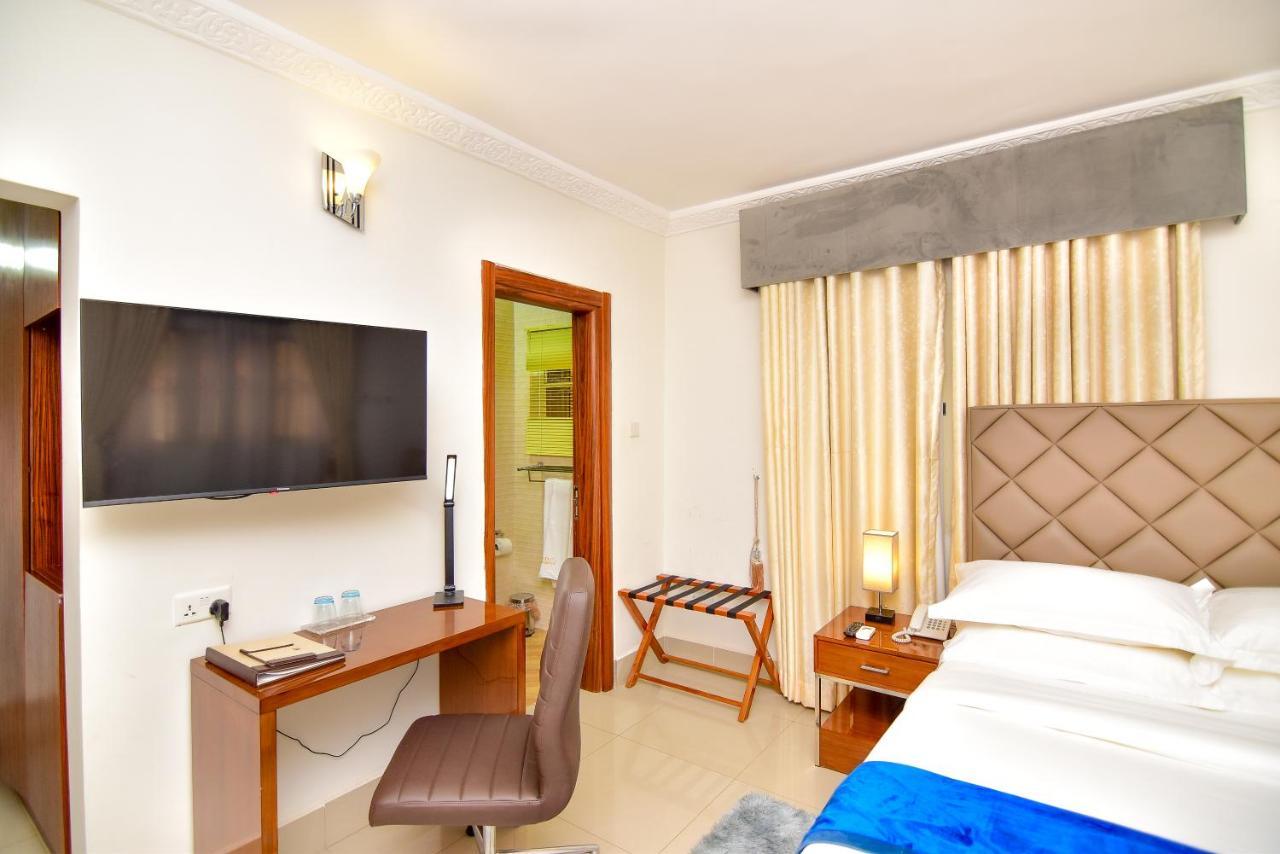 The Hallmark Hub, Hotel & Apartments 阿布贾 外观 照片